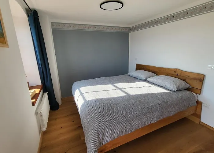 Hisa Manira Hébergement de vacances Ajdovščina